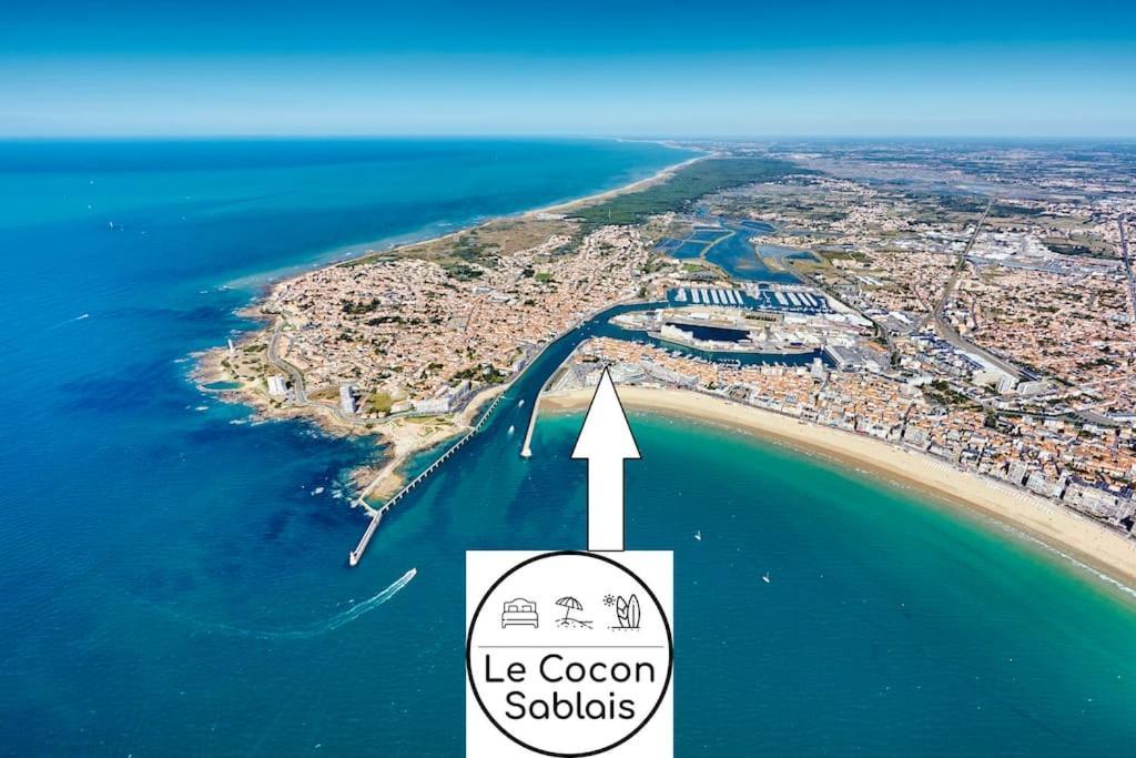 Sunny Studio Terrasse, Hypercentre La Plage A 2 Pas ! レ・サ​​ーブル・ドロンヌ エクステリア 写真