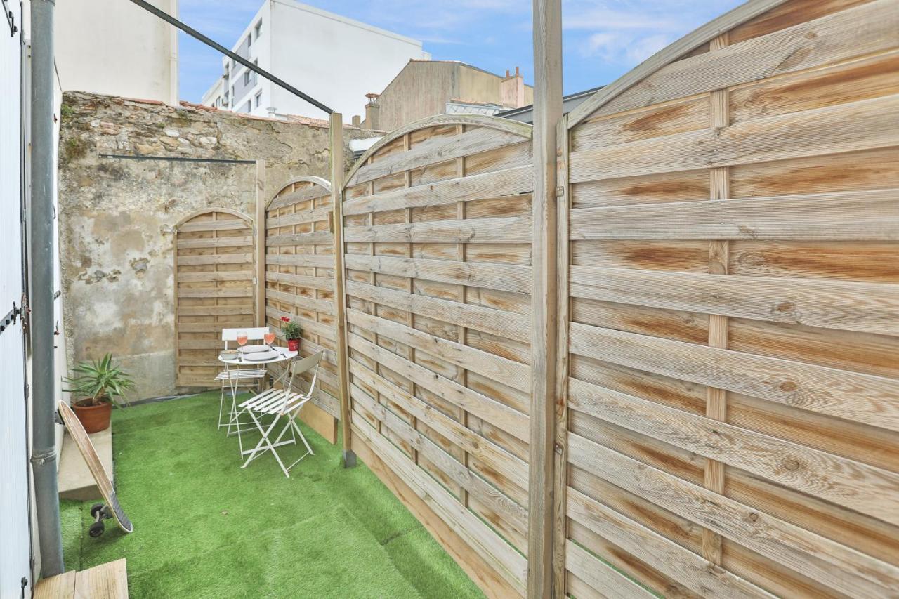 Sunny Studio Terrasse, Hypercentre La Plage A 2 Pas ! レ・サ​​ーブル・ドロンヌ エクステリア 写真